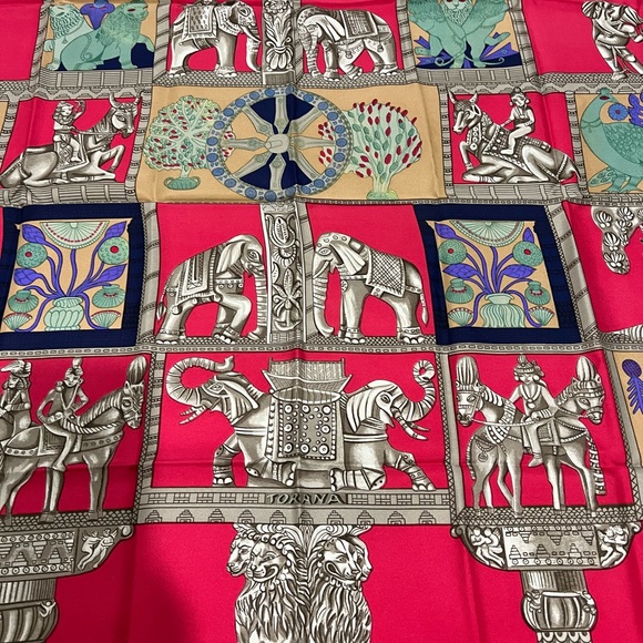 Hermes Torana 100% Silk Carre 90 Scarf bundle - Picture 6 of 16